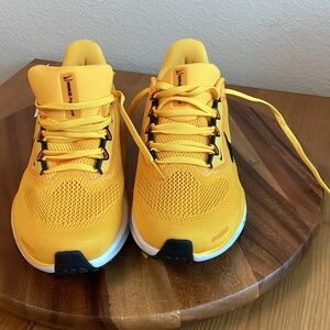 Nike Men's Vibrant Yellow Athletic Shoes